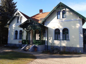 Szalay Villa